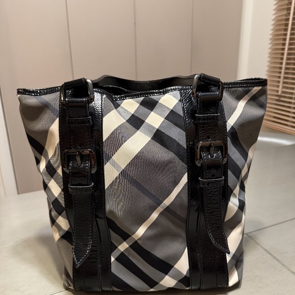 Burberry Black and Cream Plaid Satchel - Picture 6 of 11